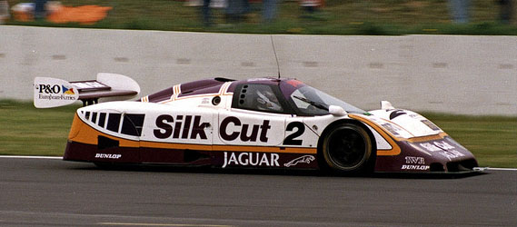 24-heures-mans-jaguar-silk-cut-1988